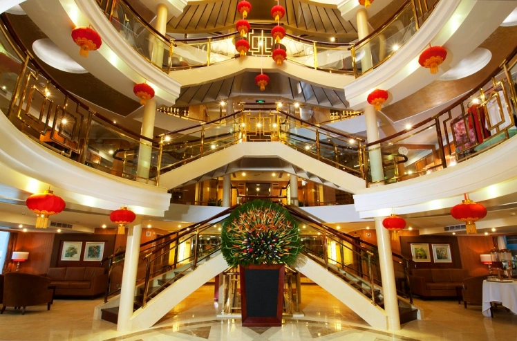 Why are we the first choice when booking a cruise on the Yangtze River? 