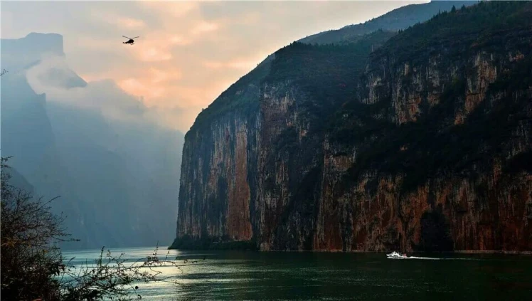 Cruise on the Yangtze River in Luxury